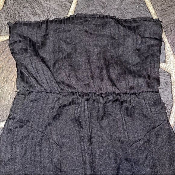 Volcom Stone Strapless Little Black Mini Dress Size Small - Picture 2 of 7